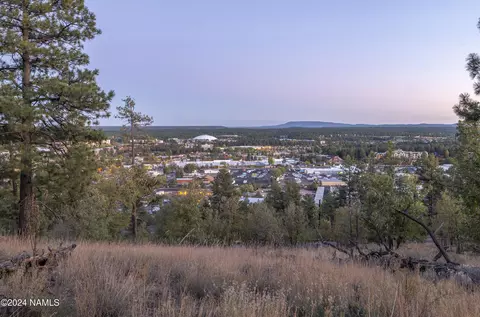 1532 W Lower Coconino Ave, Flagstaff, AZ 86001