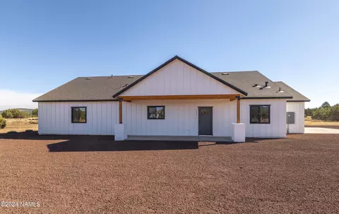 7957 N Red Lake Rd, Williams, AZ 86046