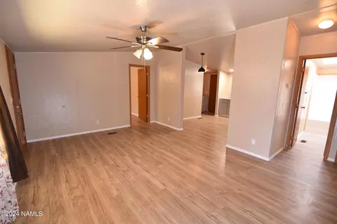 659 W Hillcrest Dr, Ash Fork, AZ 86320 photo 6