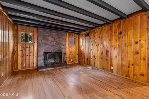 Living - 3544 Shoshone St, Flagstaff, AZ 86005 photo 1 of 3