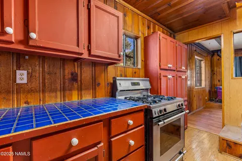 Kitchen - 3544 Shoshone St, Flagstaff, AZ 86005 photo 3 of 3