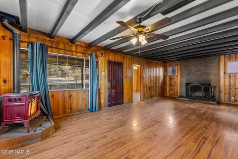 Living - 3544 Shoshone St, Flagstaff, AZ 86005 photo 2 of 3