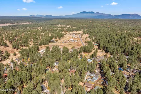 View/Area - 3544 Shoshone St, Flagstaff, AZ 86005 photo 2 of 7
