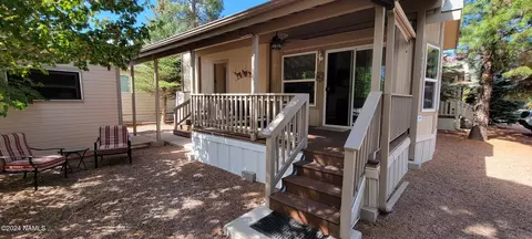 2704 Stagecoach Blvd, Overgaard, AZ 85933