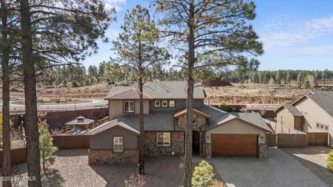 2462 Polaris Way, Flagstaff, AZ 86001