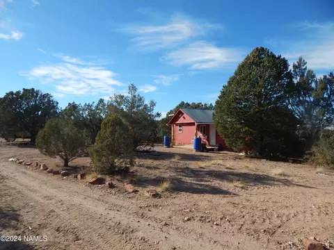 Exterior - 39770 N Cattle Dr, Ash Fork, AZ 86320 photo 1 of 5