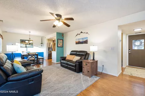 3359 E Ascona Way, Flagstaff, AZ 86004 photo 4