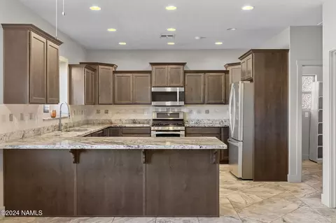 Kitchen - 8 E Tranquil Ln, Flagstaff, AZ 86005 photo 5 of 5