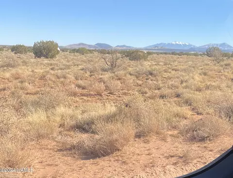 1727 E Stanford Ave #101, Williams, AZ 86046
