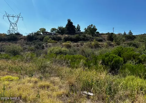 13364 El Don Dr, Mayer, AZ 86333