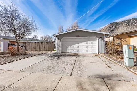 5367 N Thornton Pl, Flagstaff, AZ 86004