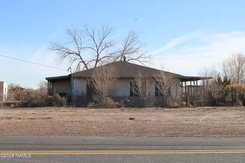 116 Sunset Rd, Winslow, AZ 86047