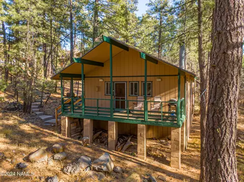 135 W Campfire Trl, Munds Park, AZ 86017