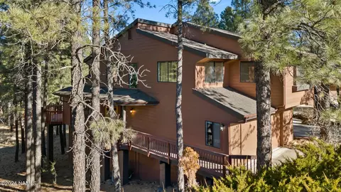 1131 N Skyview St, Flagstaff, AZ 86004