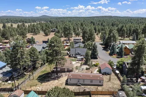 105 Comanche St, Flagstaff, AZ 86005 photo 4