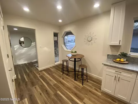 Dining - 1024 E Hillcrest Dr, Flagstaff, AZ 86004 photo 2 of 2