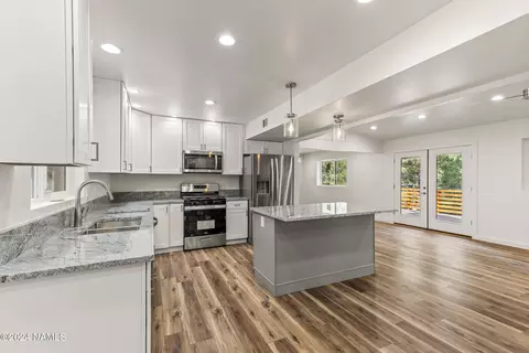 Kitchen - 1024 E Hillcrest Dr, Flagstaff, AZ 86004 photo 1 of 5