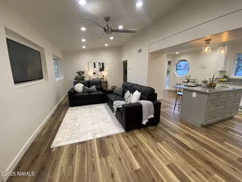 Living - 1024 E Hillcrest Dr, Flagstaff, AZ 86004 photo 5 of 6