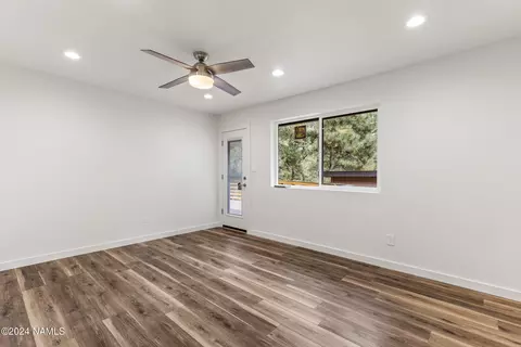 Living - 1024 E Hillcrest Dr, Flagstaff, AZ 86004 photo 4 of 6