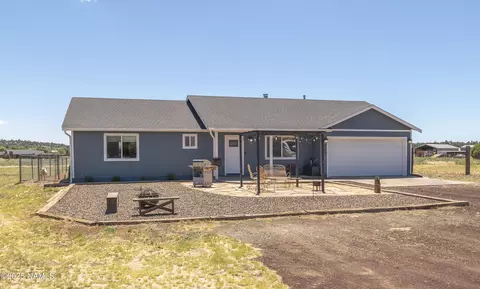 8145 Lookout View Trl, Flagstaff, AZ 86004
