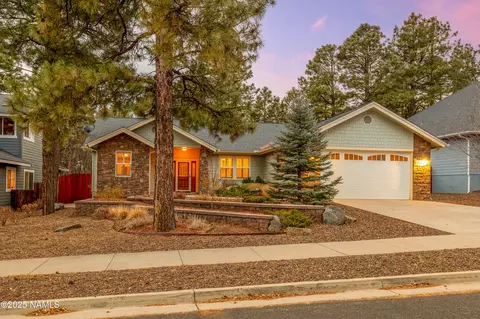 4037 N Gannet Way, Flagstaff, AZ 86004