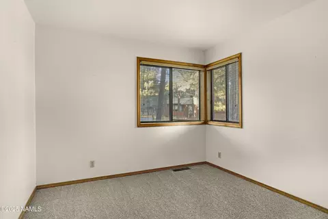 607 E Dohmen Dr, Flagstaff, AZ 86005 photo 14