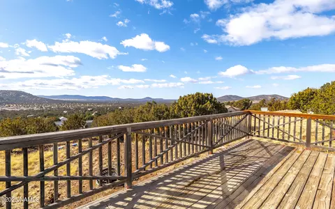 1608 E Sagebrush Rd, Williams, AZ 86046 photo 4