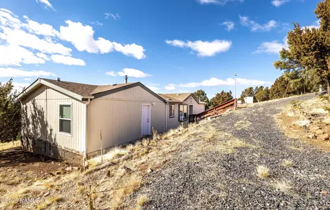 1608 E Sagebrush Rd, Williams, AZ 86046 photo 2