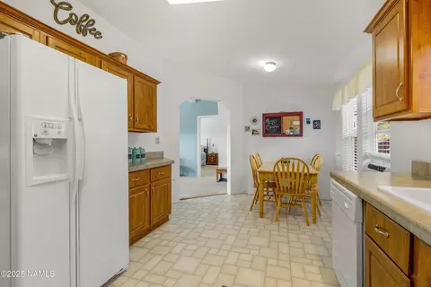 1608 E Sagebrush Rd, Williams, AZ 86046 photo 12