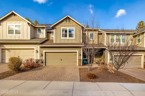 3133 S Hannah Ln, Flagstaff, AZ 86005