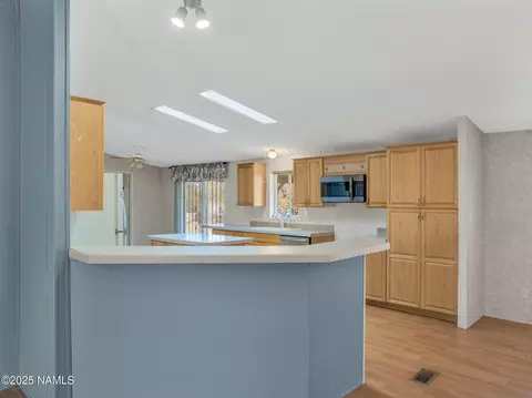 671 E Janel Dr, Williams, AZ 86046 photo 9