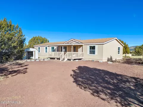 671 E Janel Dr, Williams, AZ 86046 photo 3