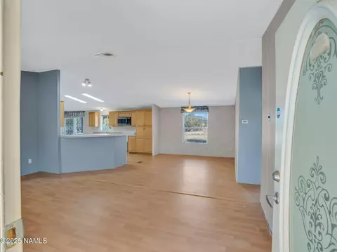 671 E Janel Dr, Williams, AZ 86046 photo 7
