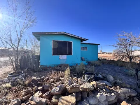 323 Washington St, Winslow, AZ 86047