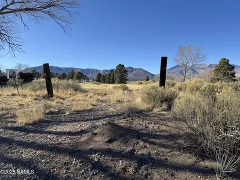 7176 E Ride A Mule Rd, Flagstaff, AZ 86004