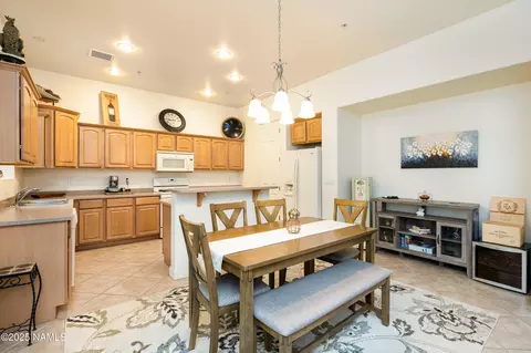 Dining - 997 E Sterling Ln, Flagstaff, AZ 86005 photo 2 of 2