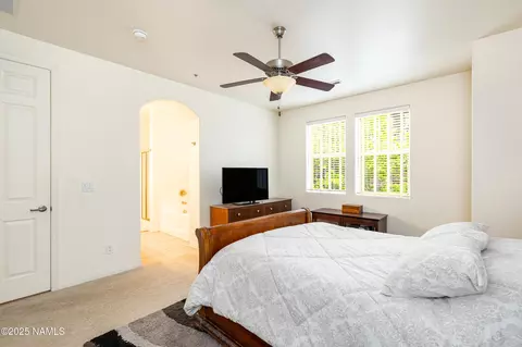 Bedroom - 997 E Sterling Ln, Flagstaff, AZ 86005 photo 6 of 6