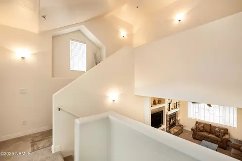 Entry Way - 997 E Sterling Ln, Flagstaff, AZ 86005 photo 1 of 1