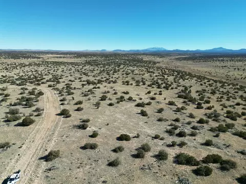 10184 W Trapper Way, Williams, AZ 86046