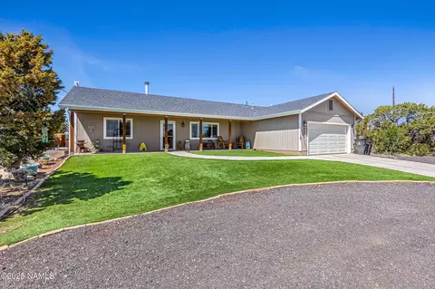 9655 Rosewood Dr, Flagstaff, AZ 86004