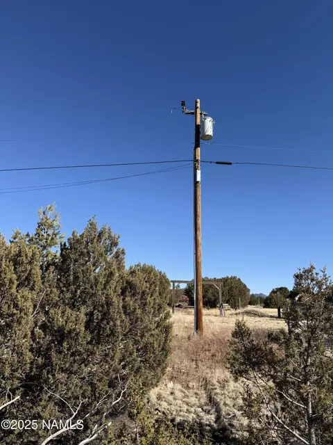 7399 N 8 Mile Blvd, Williams, AZ 86046