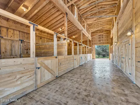 5862 N Santa Fe Rd, Williams, AZ 86046