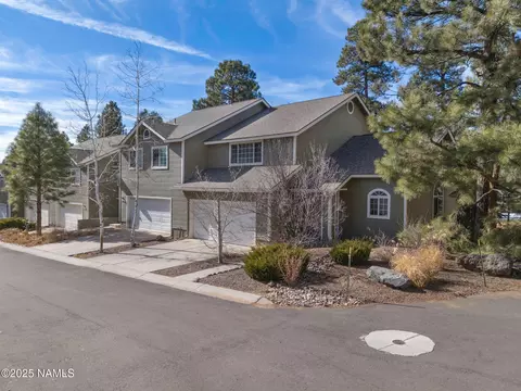 2101 S Linmar Ct, Flagstaff, AZ 86001