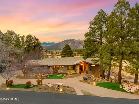 4600 E Green Mountain Dr, Flagstaff, AZ 86004