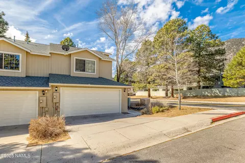 4551 E Allison Dr, Flagstaff, AZ 86004