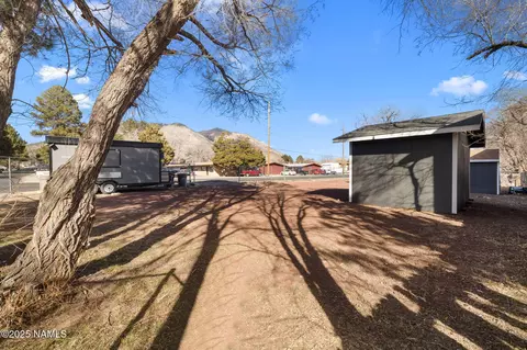 Exterior - 1905 E 6th Ave, Flagstaff, AZ 86004 photo 2 of 2