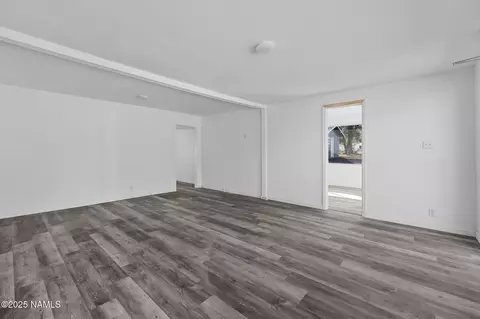 Living - 1905 E 6th Ave, Flagstaff, AZ 86004 photo 2 of 4