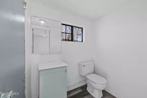Bath - 1905 E 6th Ave, Flagstaff, AZ 86004 photo 2 of 2