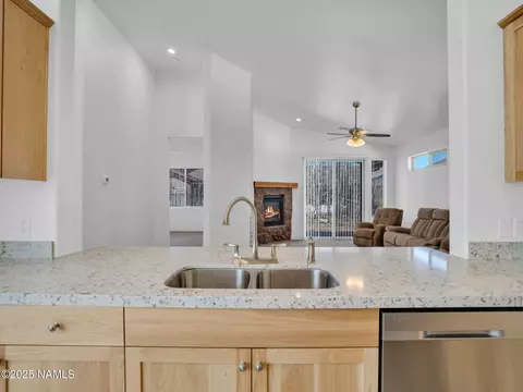 669 Brookline Loop, Williams, AZ 86046 photo 10