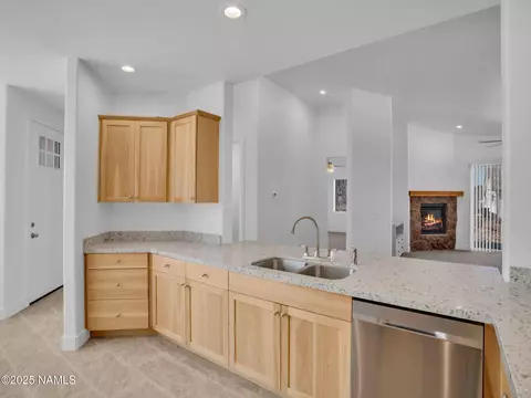 669 Brookline Loop, Williams, AZ 86046 photo 8